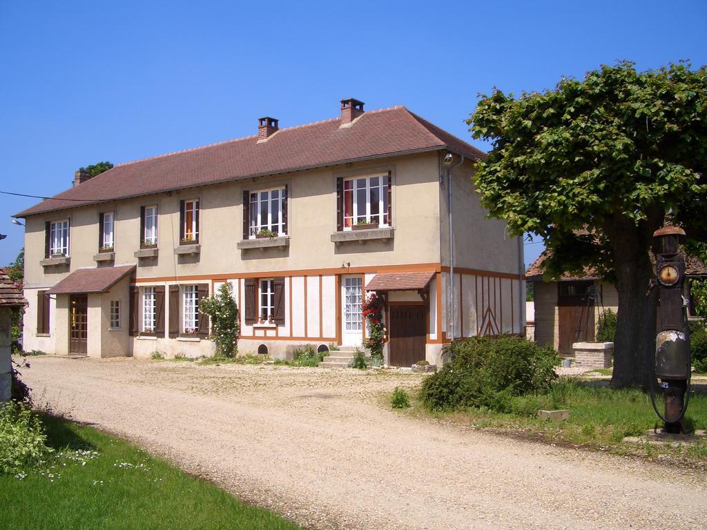 Bois-Jerome-Saint-Ouen Forest Farm المظهر الخارجي الصورة